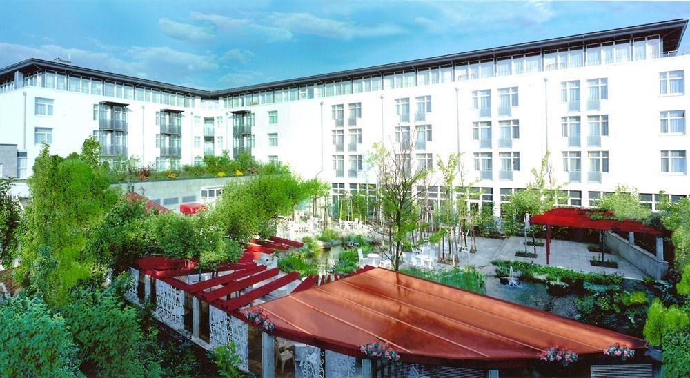 Hotel La Strada Kassel Exterior foto